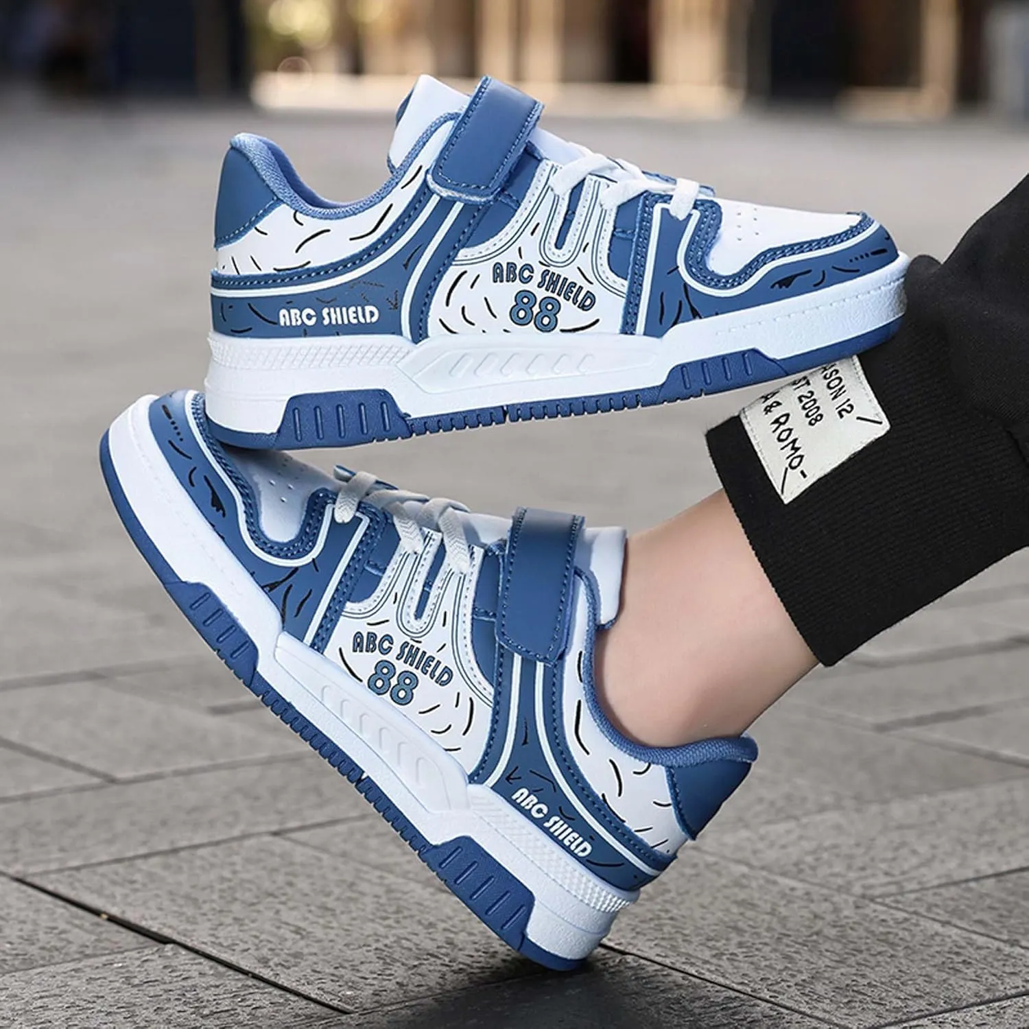 Children's Skateboarding Sneakers Boys Girls Fashion Sneakers Children's Casual Skateboarding Walking Shoes Street Personalized Skateboarding Shoes